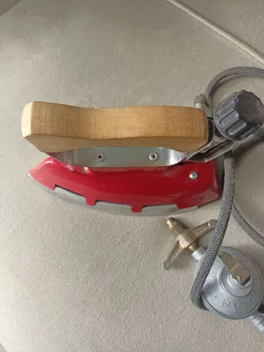 Ferro de passar a Gás (alfa) Novo *15