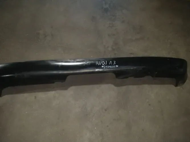 Moldura parachoque traseiro Audi A3 2005