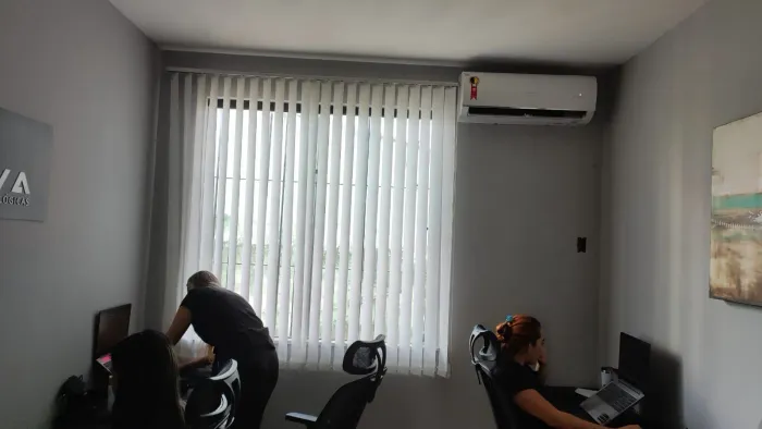 Lindas Persianas Rolo e as minhas sofisticadas cortinas para seu ambiente