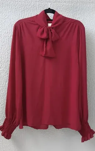 Blusa Crepe Gola Laço 