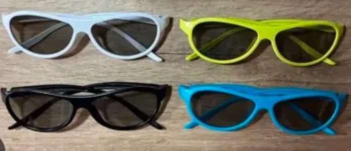 Kit com 4 óculos LG 3d glasses ag-f315