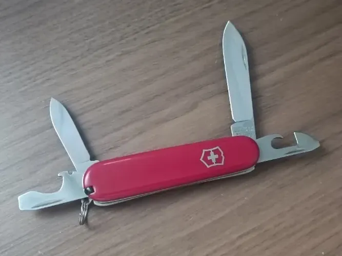 Vt6528 - Canivete Suiço Victorinox Recruit