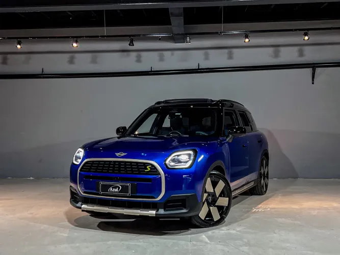 Mini Cooper Country. SE All4 TOP (elétrico) 2025