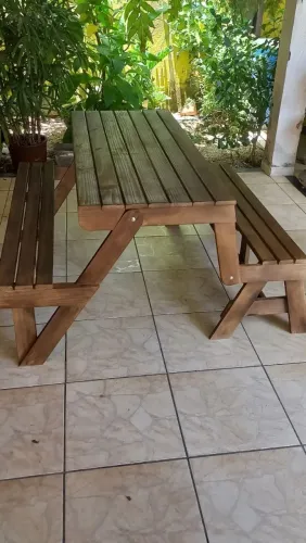 Banco mesa em madeira (pinus). Ate 12xR$70,84 sem juros.