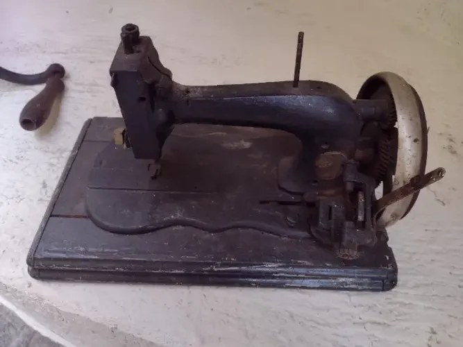 Maquina de costura