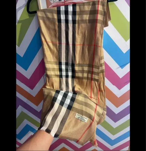 Lenço Burberry