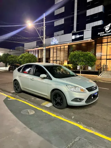 Ford Focus 1.6 S/se/se Plus Flex 8v/16v 5P 2010