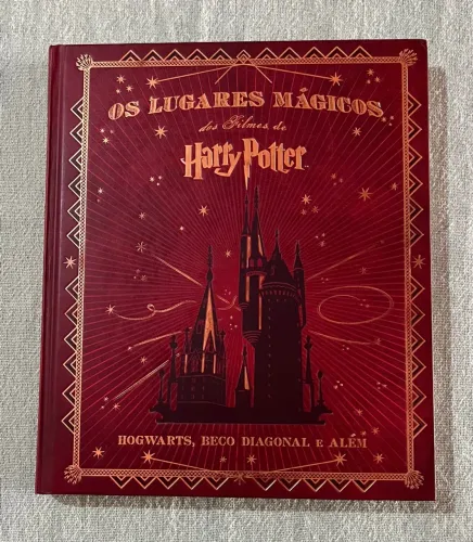 Livro CAPA DURA - Os Lugares Mágicos dos filmes de Harry Potter 