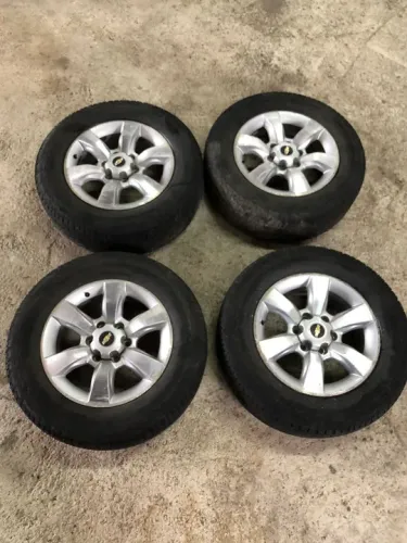 JOGO DE RODAS COM PNEU CHEVROLET TRAILBLAZER 2.8 2014 4X4 200CVS 