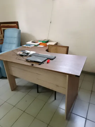 Mesa de Escritório em L