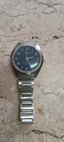 Raro e Antigo Relógio Citizen pulseira pequena