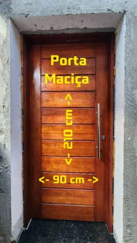 Porta Maciça de Madeira - 90x210cm