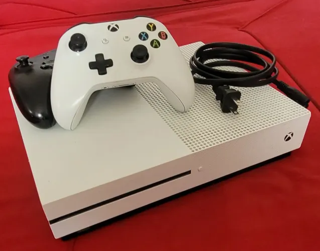 Xbox One S