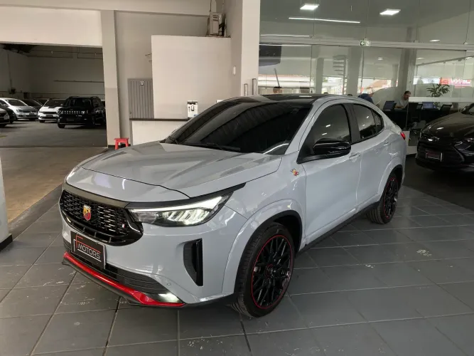 FASTBACK ABARTH 1.3 TURBO 270 FLEX AUT 2025