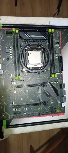 Kit Xeon X99 MR9A+Xeon 2680V4