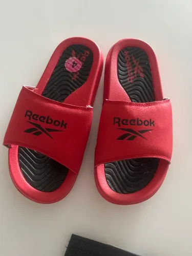 Chinelo Reebok novo n 34 