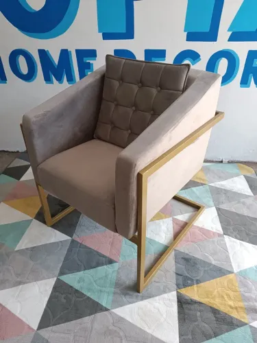Poltrona Decorativa com Design Moderno