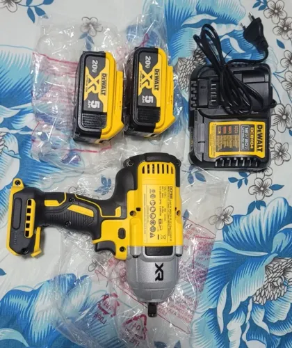 Dewalt DCF900  ( ORIGINAL! )