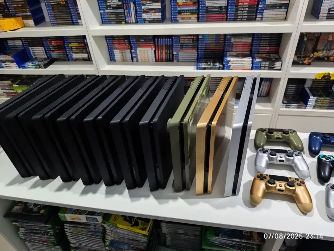 Playstation 4 - Várias Cores e Modelos