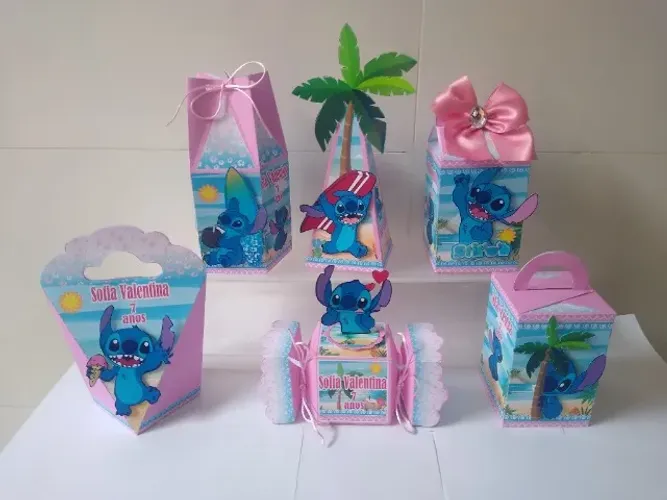 Personalizados lindos para sua festa ficar linda da @josy7festaspersonalizados