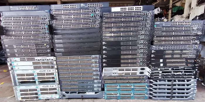 Switchs De Rede Gigabit PoE+ Uplink 10G 40G 100G Revisado Com garantia