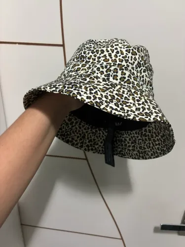 Chapéu Zara - bucket hat
