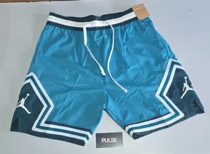 Bermuda Jordan Ciano Escuro - tamanho L, original