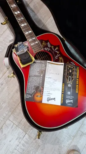 Violão Gibson Hummingbird - Vintage Cherry Sunburst - Único no Brasil