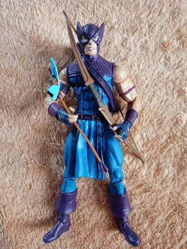 Boneco Hawkeye - Marvel Select 