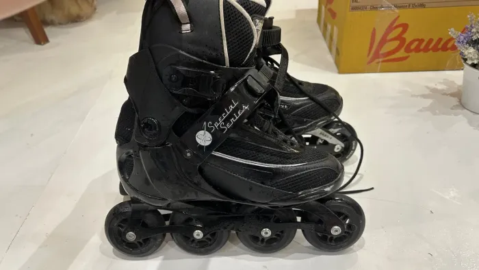 Patins Traxart Inline Fitness Jet Preto.