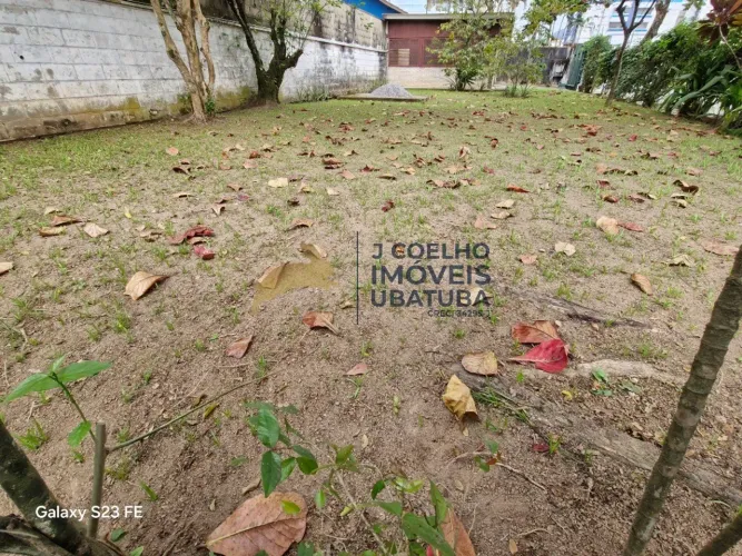 Terreno à venda em Ubatuba-SP, bairro Itaguá, com 300,00 m² de área. A oportunidade que vo