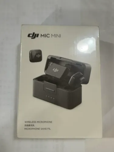 Microfone Sem Fio Dji Mic Mini Duplo Para Câmera E Smartphone Cor Preto
