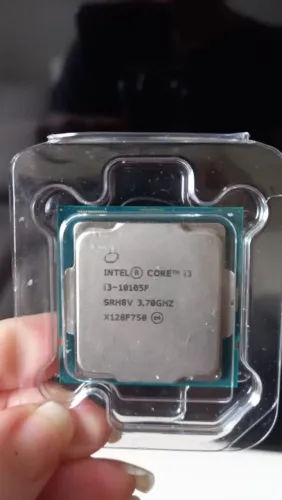 Processador Intel Core i3 10105f (usado)