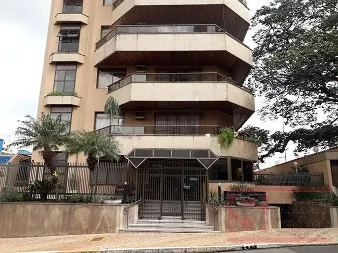 Apartamento em CENTRO