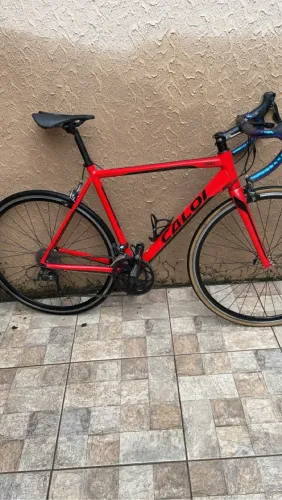 BICICLETA CALOI STRADA 700C/16V Tam. 54 