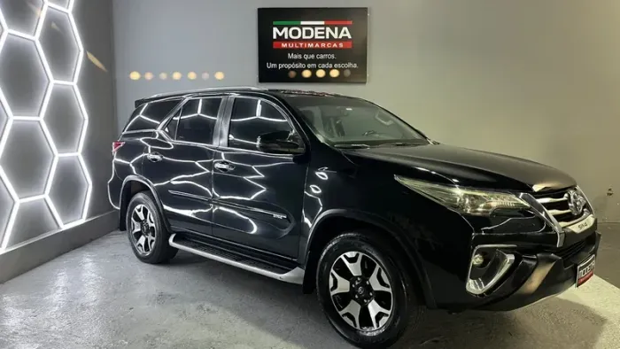 Toyota Hilux SW4 SRX Diamo. 4X4 2.8 TB DIE AUT 2019