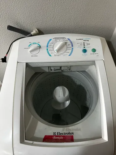 Vendo Máquina de Lavar
