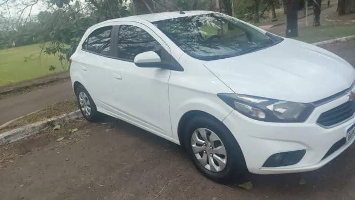 Chevrolet Onix Hatch LT 1.0 8V Flex Mec. 4P 2019