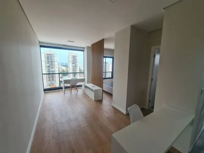 Studio mobiliado, 35m2, com  1 vaga na Chácara St. Antônio