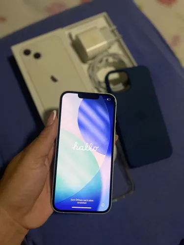 iPhone 13 normal