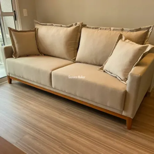 Sofás de alto padrão que unem conforto, sofisticação e design moderno.