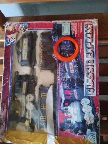 Brinquedo trem classic antigo