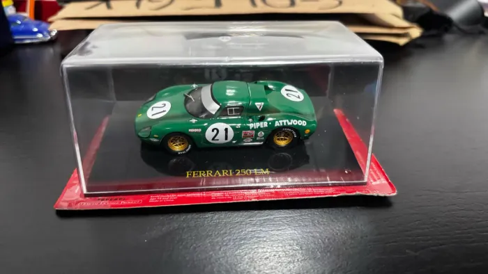 Miniatura Ferrari Collection Oficial 250 Lm Piper - Attwood Verde