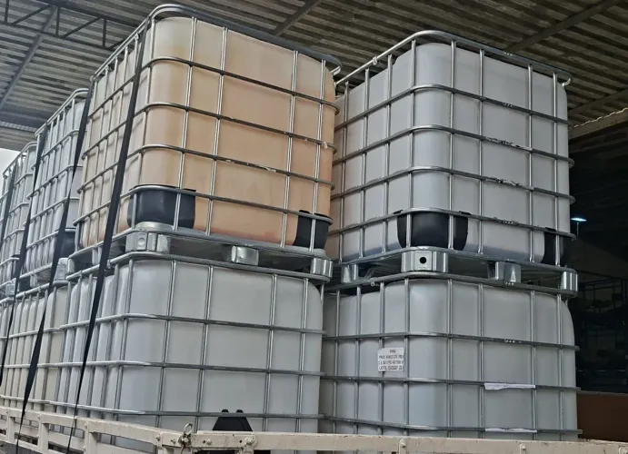 VENDO CONTAINER 1000 LITROS