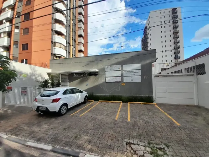 Locação de Comercial / Sala na cidade de Araraquara