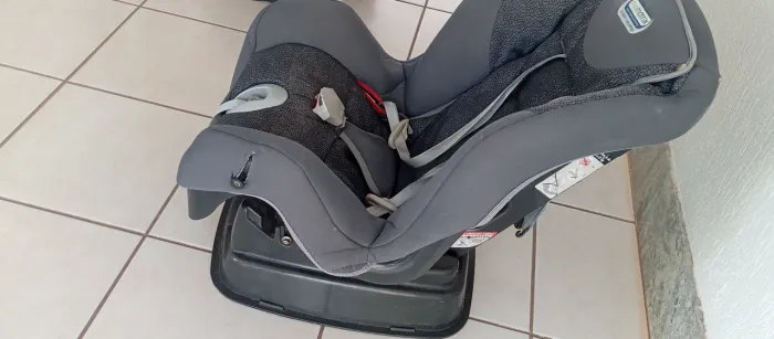 Cadeirinha pra carro infantil
