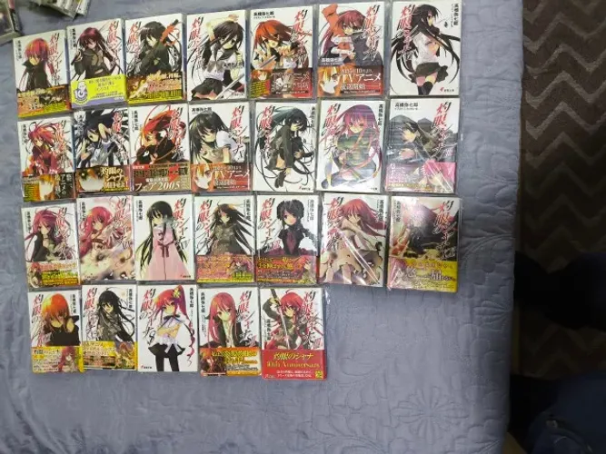 Shakugan no Shana: Light Novels em JAPONÊS - (Volumes 0 ao 22 + S 1 ao 3)