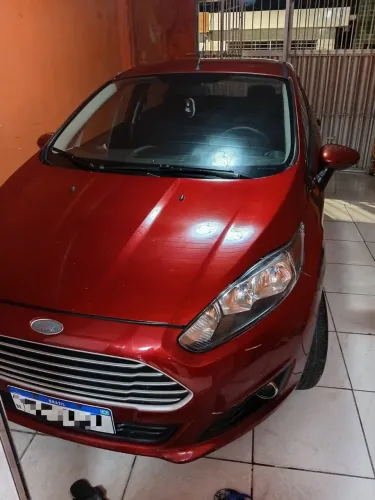 Ford Fiesta 1.6 16V Flex Aut. 5P 2014