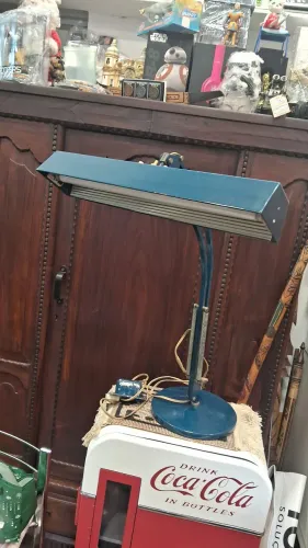 Rara Luminária de mesa estilo Xerife Anos 70 funcionando <br>Anos 70,
