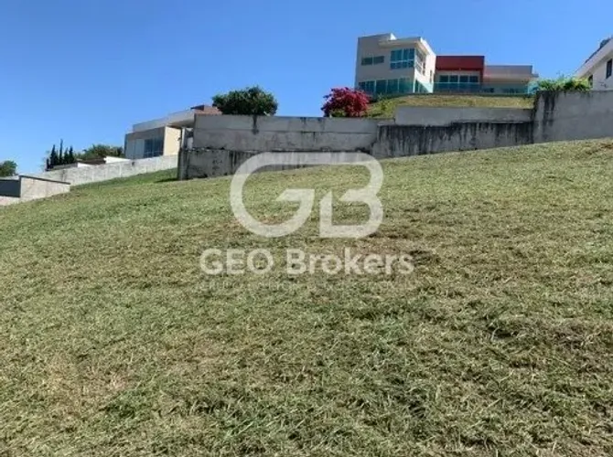 Terreno a Venda no Condomínio Reserva do Paratehy - São José dos Campos - REF: 16859